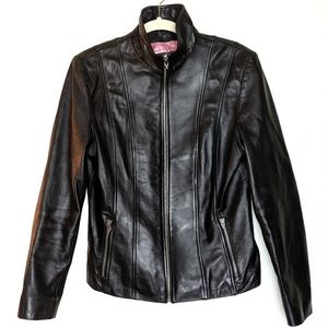 Wilson's Leather Maxima black leather jacket. Sz M